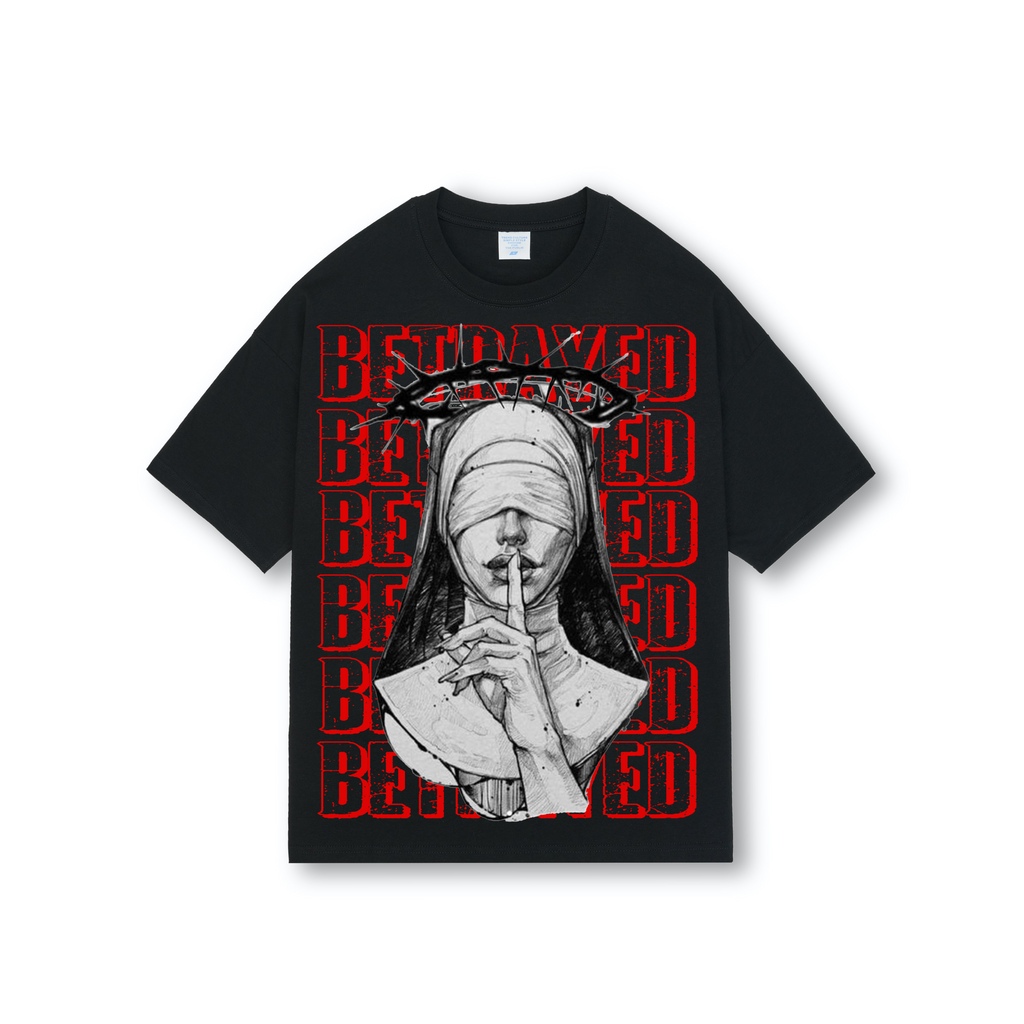 Tee betrayed oversized desing